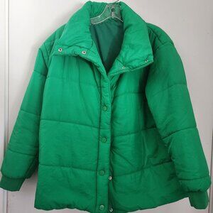 Shein green puffer coat with snap buttons. Womens 0XL EUC